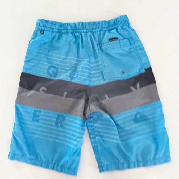 Ouiksilver Boys Blithe Color Block & Stripe Logo
Volley Boardshorts - Picture 11 of 16